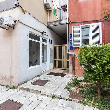 Karla'S Exclusive Central Apartment Задар Екстериор снимка